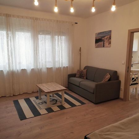 Appartement Blue Dinghi Moerbisch Am See Exterior photo